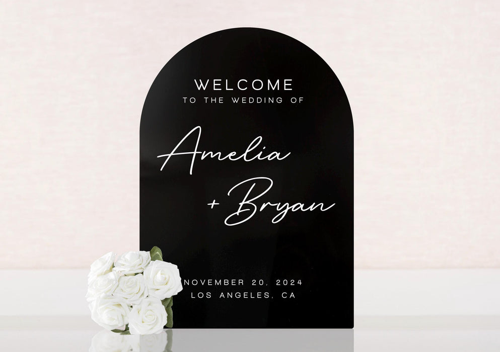 Personalized Arched Acrylic Wedding Welcome Sign (Design 2)