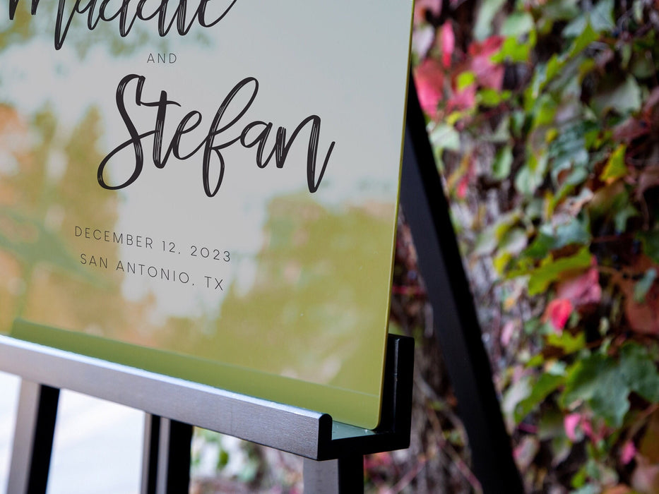 Personalized Arched Acrylic Wedding Welcome Sign (Design 4)