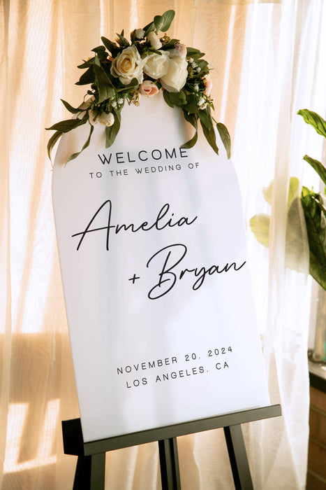 Personalized Arched Acrylic Wedding Welcome Sign (Design 2)